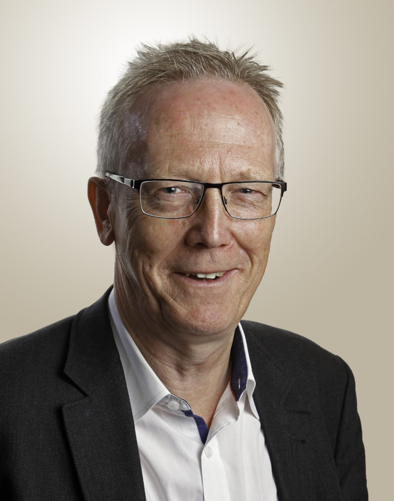 Dr. Michael Schlitt