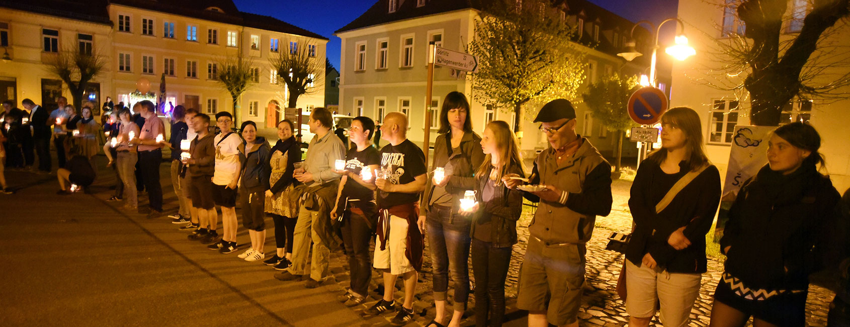 Lange-Lichterkette-Weber-bearbeitet
